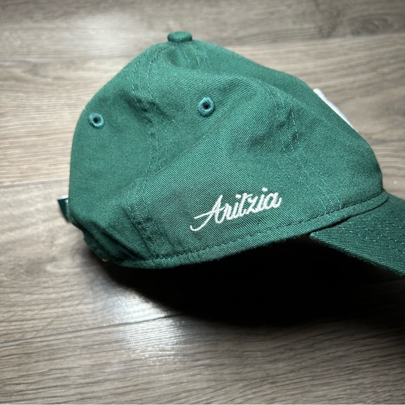 NWOT Aritzia New Era x Aritzia 9TWENTY Hat Washed Scarab Deep Hunter Green - Picture 4 of 9